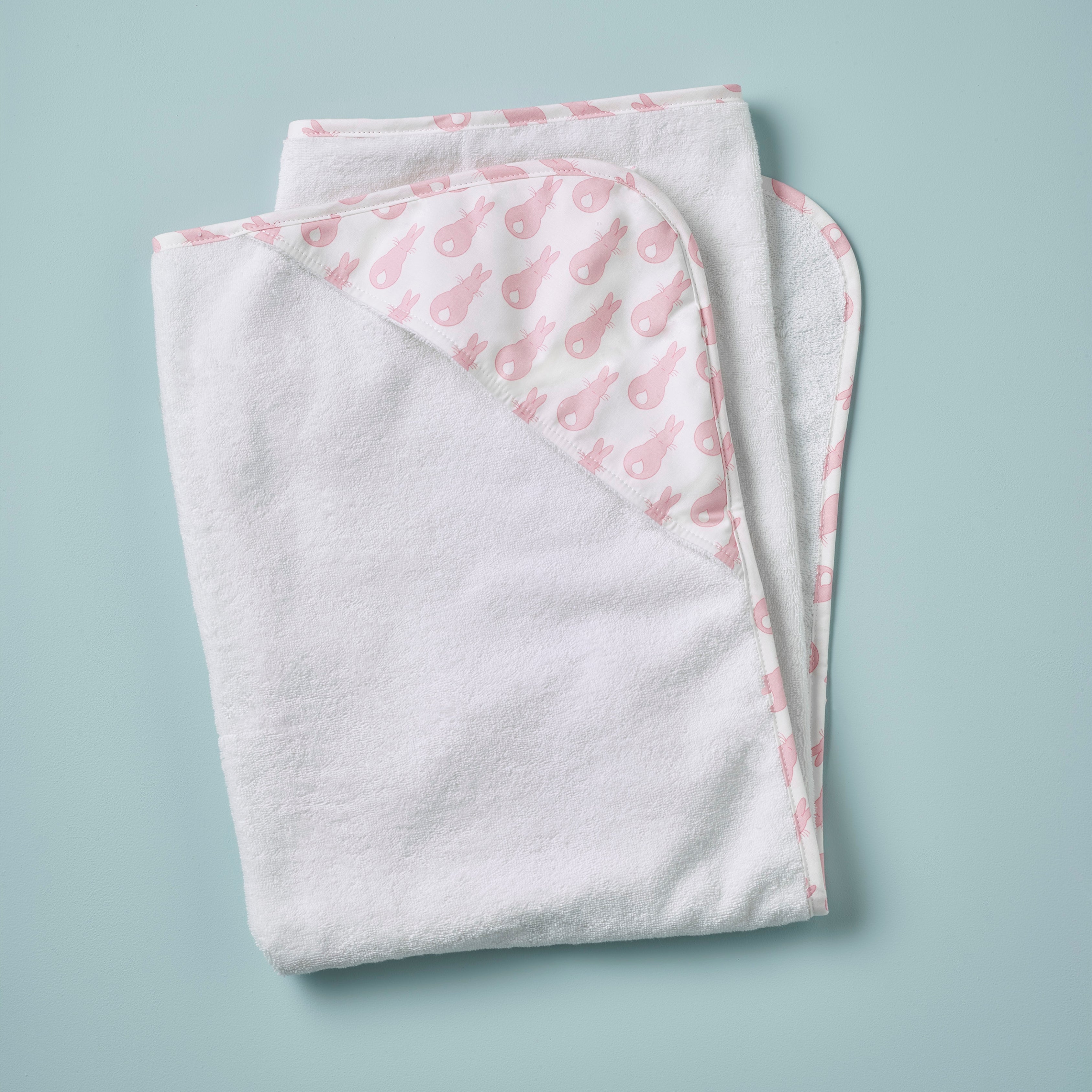 Hooded Towel- Classic Rabbit Trellis