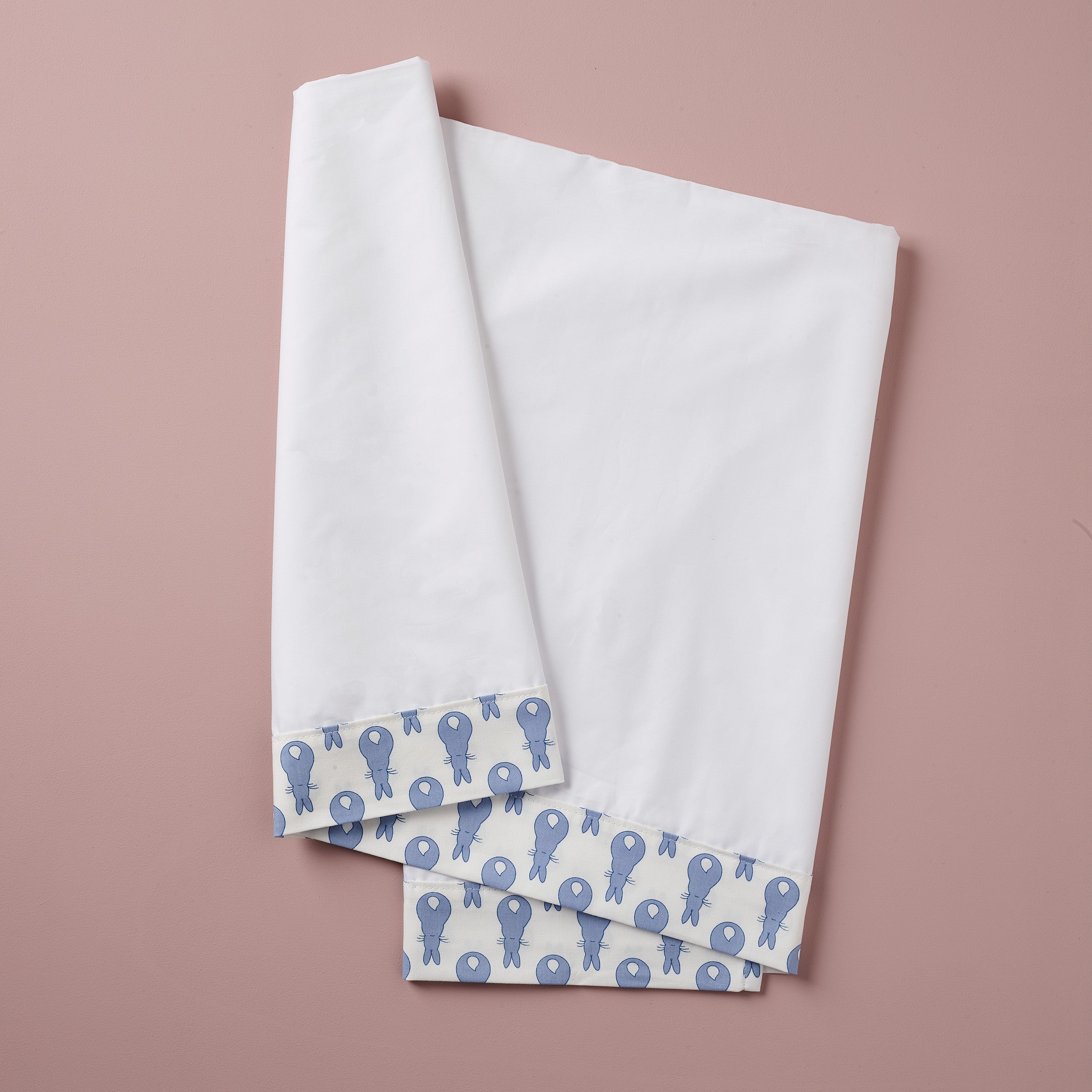 Cot Bed Sheet- Classic Rabbit Trellis